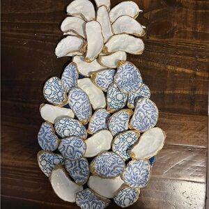 Decorative Oyster Shell Pineapple Wall Art